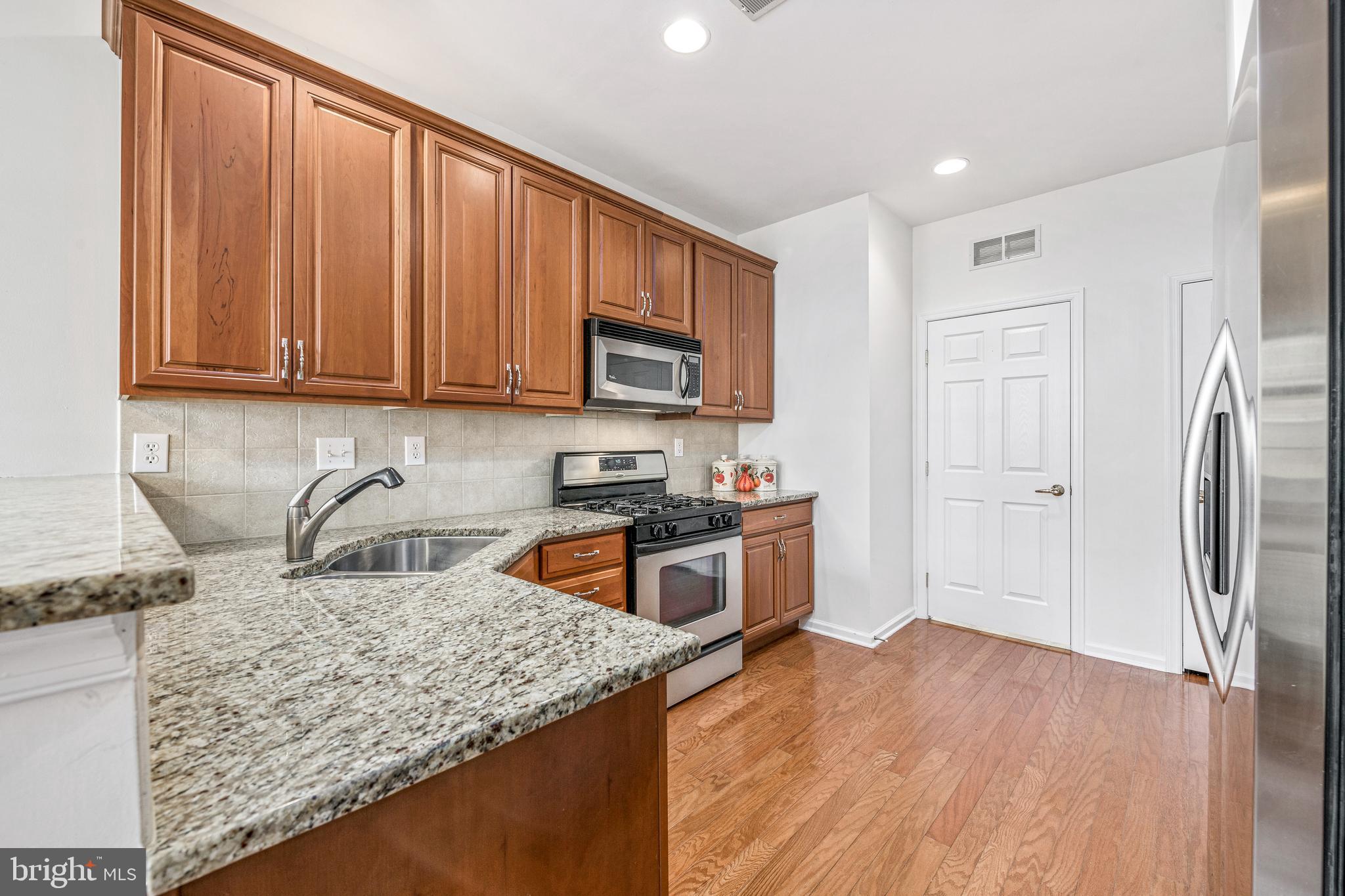 1204 Dawman Road Coatesville, PA 19320 - Photo 4 of 31 Kitchen with Granite Countertops