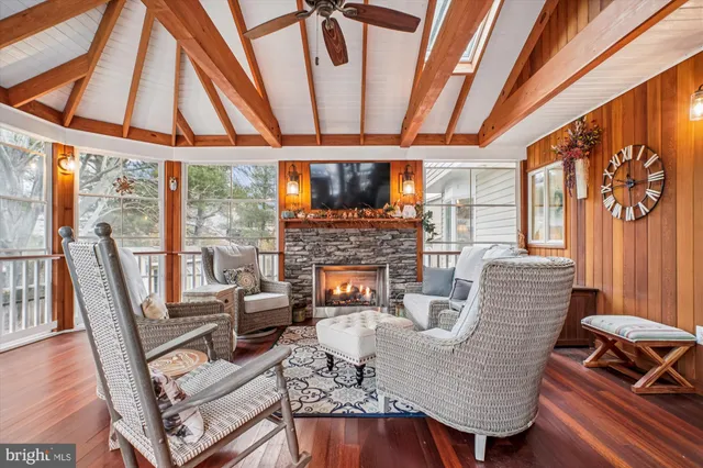 $889,000 | 12406 Shallow Ford Court, Herndon, VA 20170