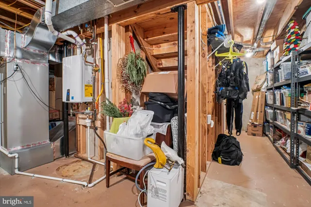 $889,000 | 12406 Shallow Ford Court, Herndon, VA 20170