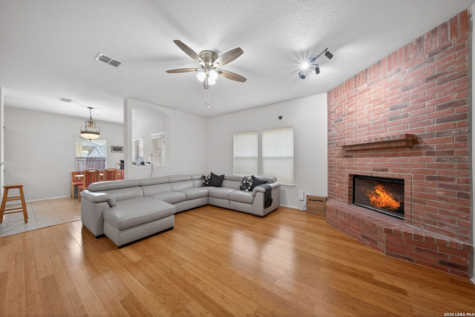 6806 Harbor Fields Converse, TX 78109 - Photo 3 of 38