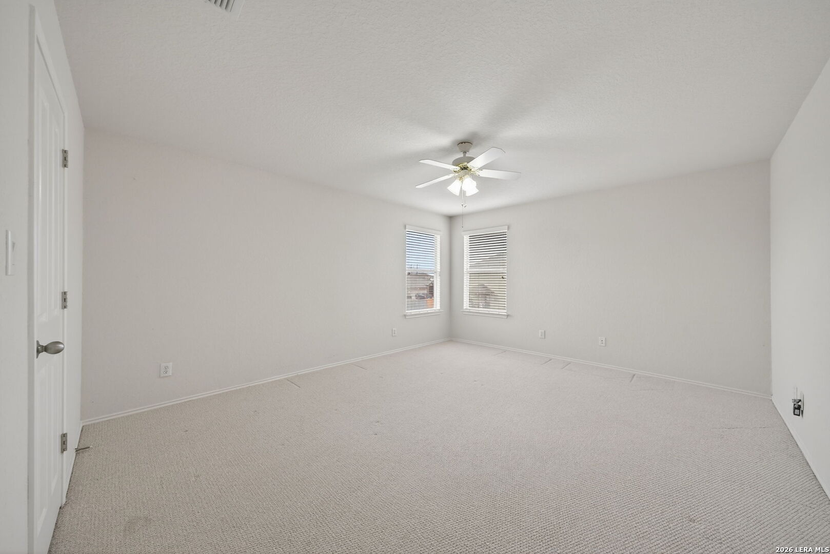 6806 Harbor Fields Converse, TX 78109 - Photo 32 of 38