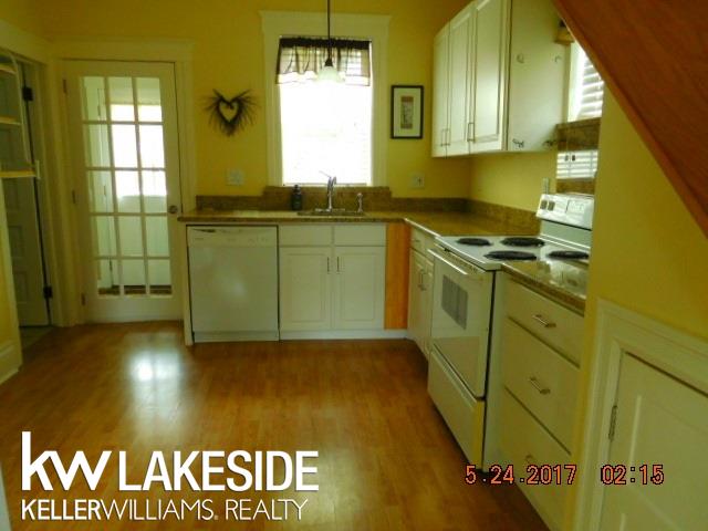 9467 Short Cut Road Fair Haven, MI 48023 - Photo 12 of 40 31320765-11.JPG