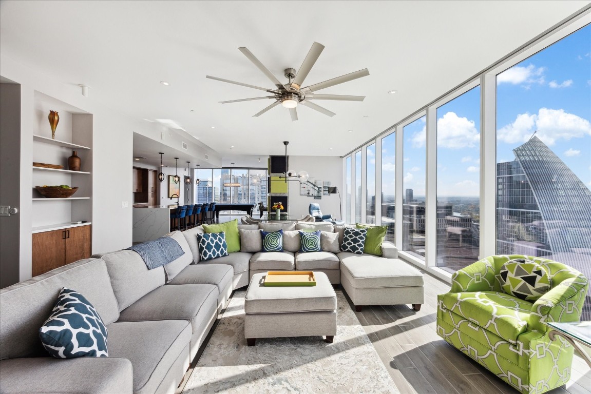 301 West Avenue, Unit 4005 Austin, TX 78701 - Photo 7 of 22