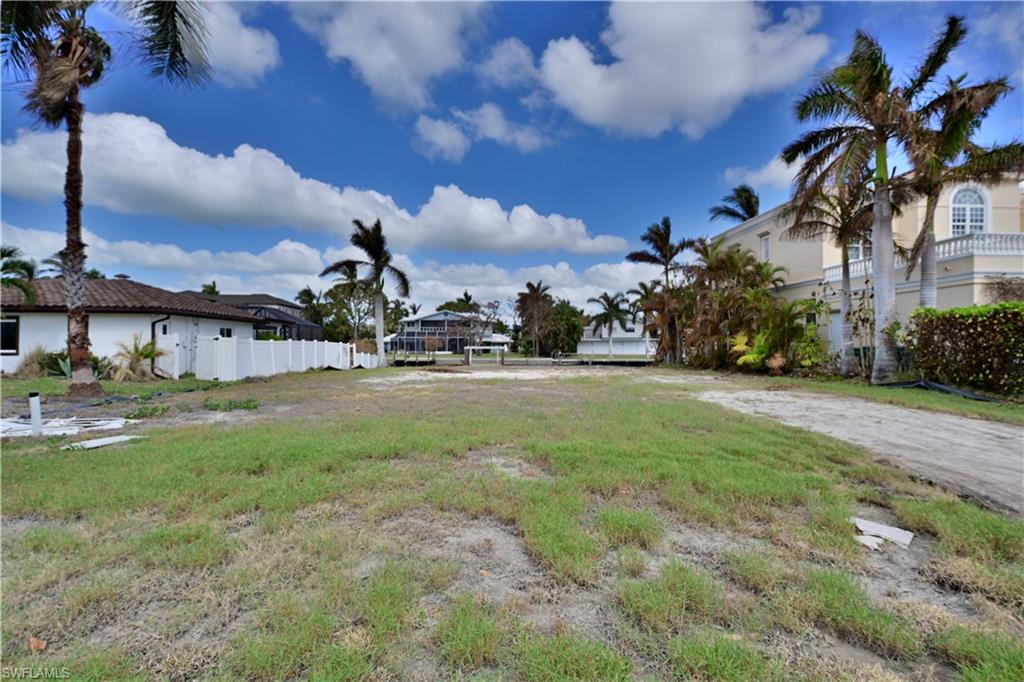 227 Channel Drive Naples, FL 34108 - Photo 13 of 14