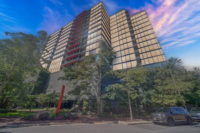 $385,000 | 800 Elgin Road, Unit 1210, Evanston, IL 60201