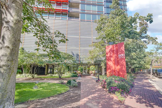 $385,000 | 800 Elgin Road, Unit 1210, Evanston, IL 60201