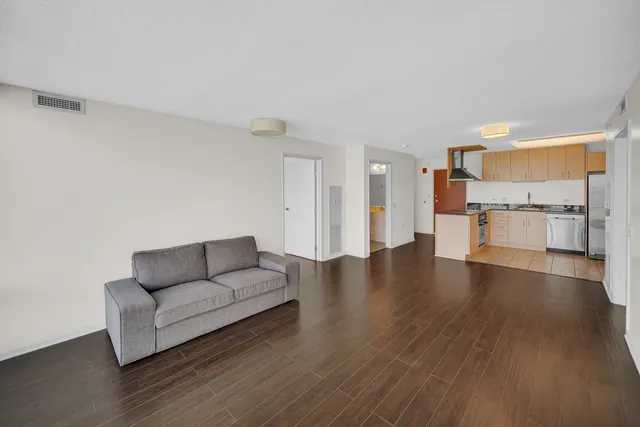 $385,000 | 800 Elgin Road, Unit 1210, Evanston, IL 60201