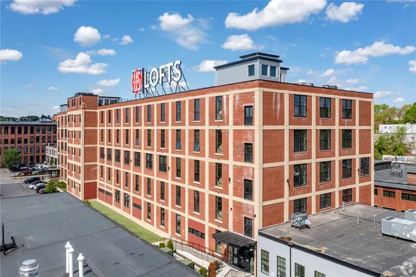 $2,920 | 11 Eagle Street, Unit 256, Providence, RI 02908