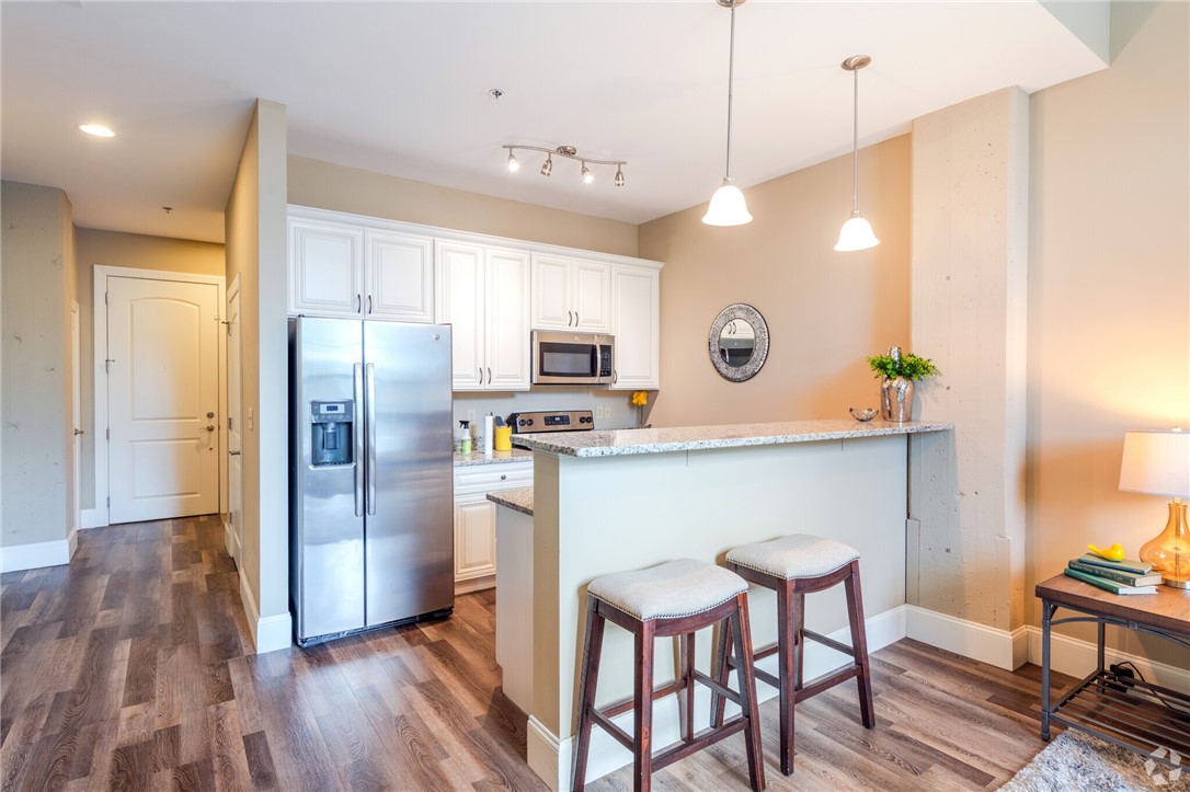 11 Eagle Street, Unit 256 Providence, RI 02908 - Photo 3 of 27