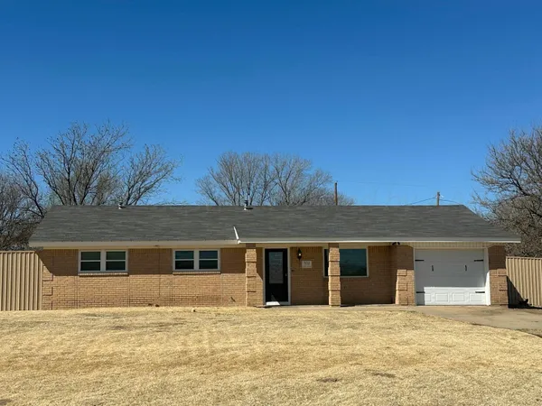 $195,000 | 302 Arroyo Verde Drive, Fritch, TX 79036