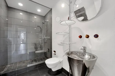 $2,375,000 | 55 West Delaware Place, Unit 1120, Chicago, IL 60610