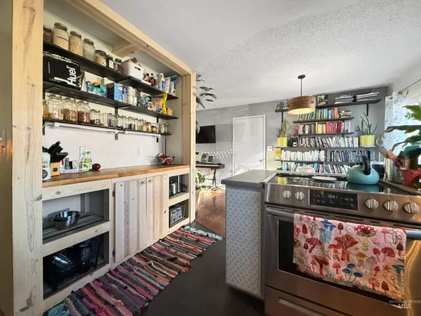 $390,000 | 2116 Concord Avenue, Moscow, ID 83843