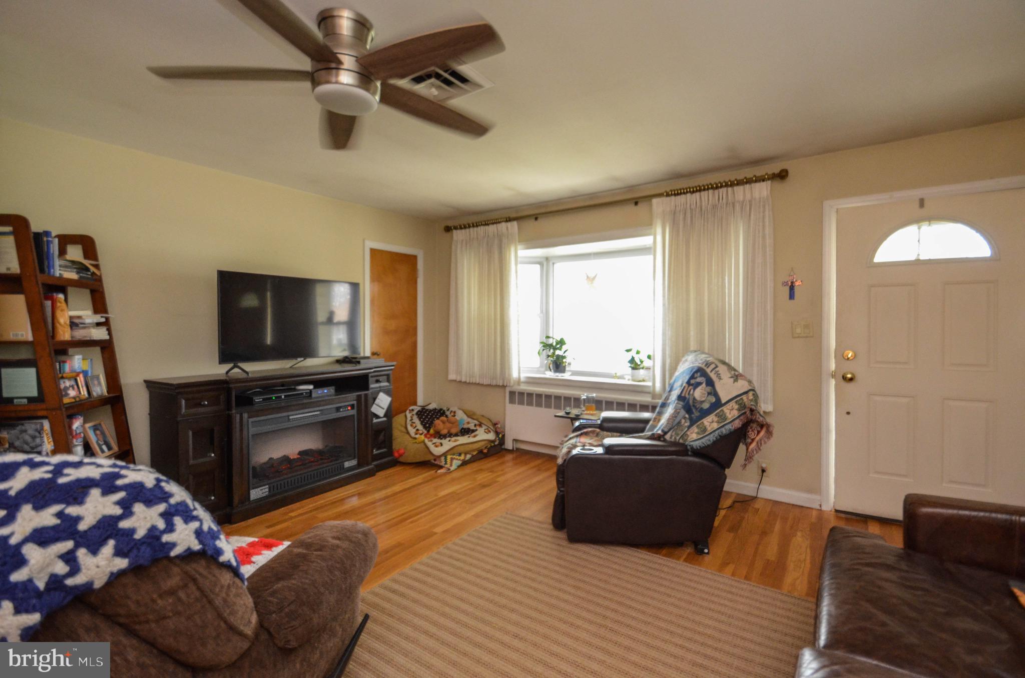 3021 Mission Road Bethlehem, PA 18017 - Photo 3 of 18 Gallery Image 3