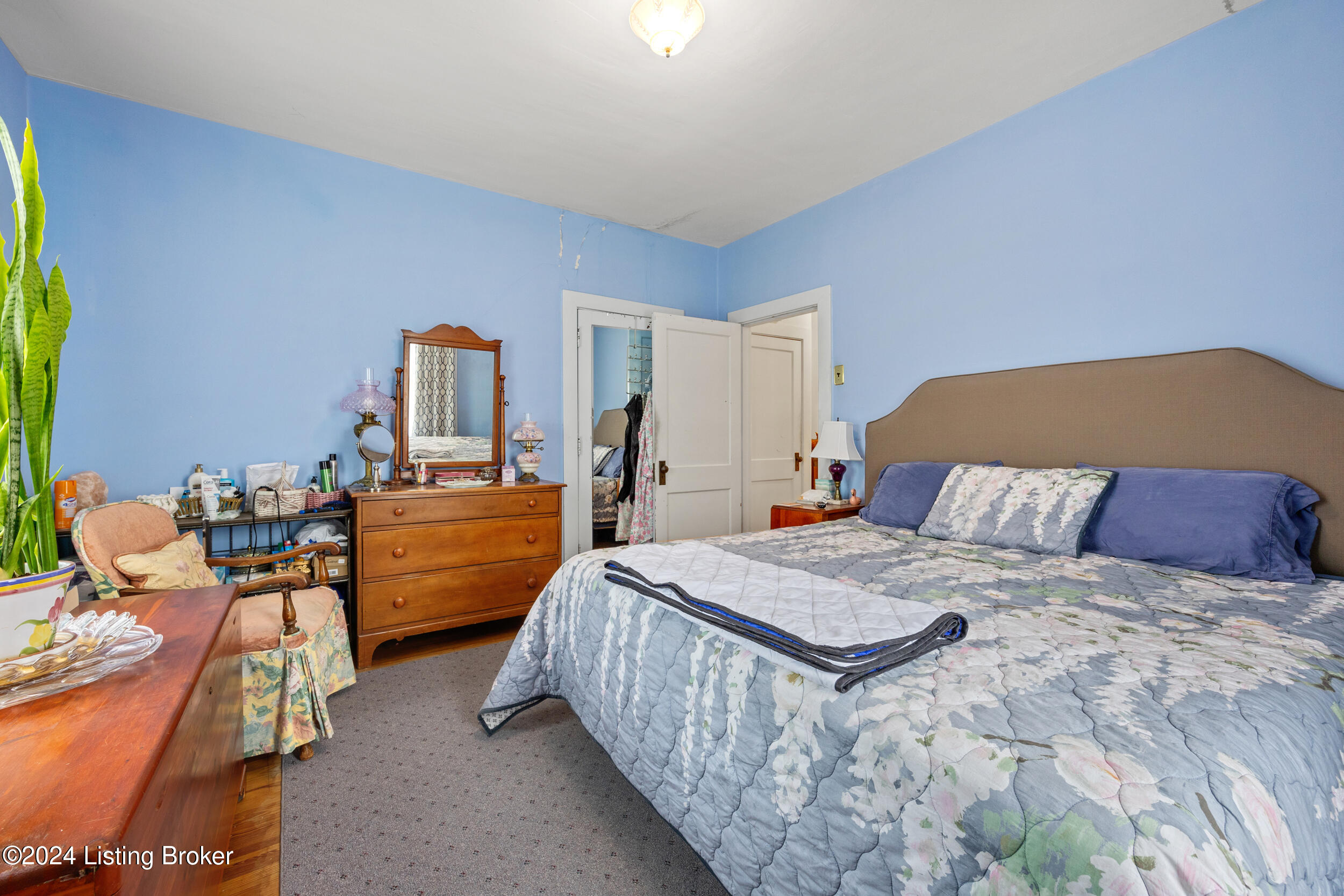 1756 Veechdale Road Simpsonville, KY 40067 - Photo 18 of 42 Primary Bedroom