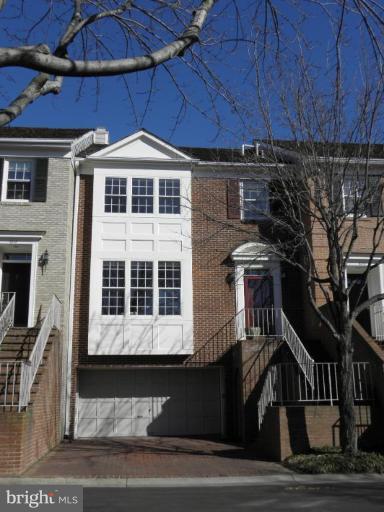 8314 Rising Ridge Way Bethesda, MD 20817 - Photo 4 of 17 Exterior (Main)