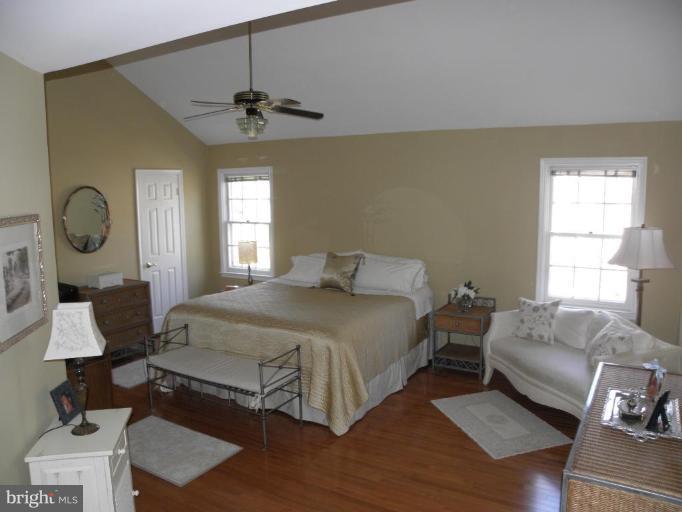 8314 Rising Ridge Way Bethesda, MD 20817 - Photo 7 of 17 Master Bedroom