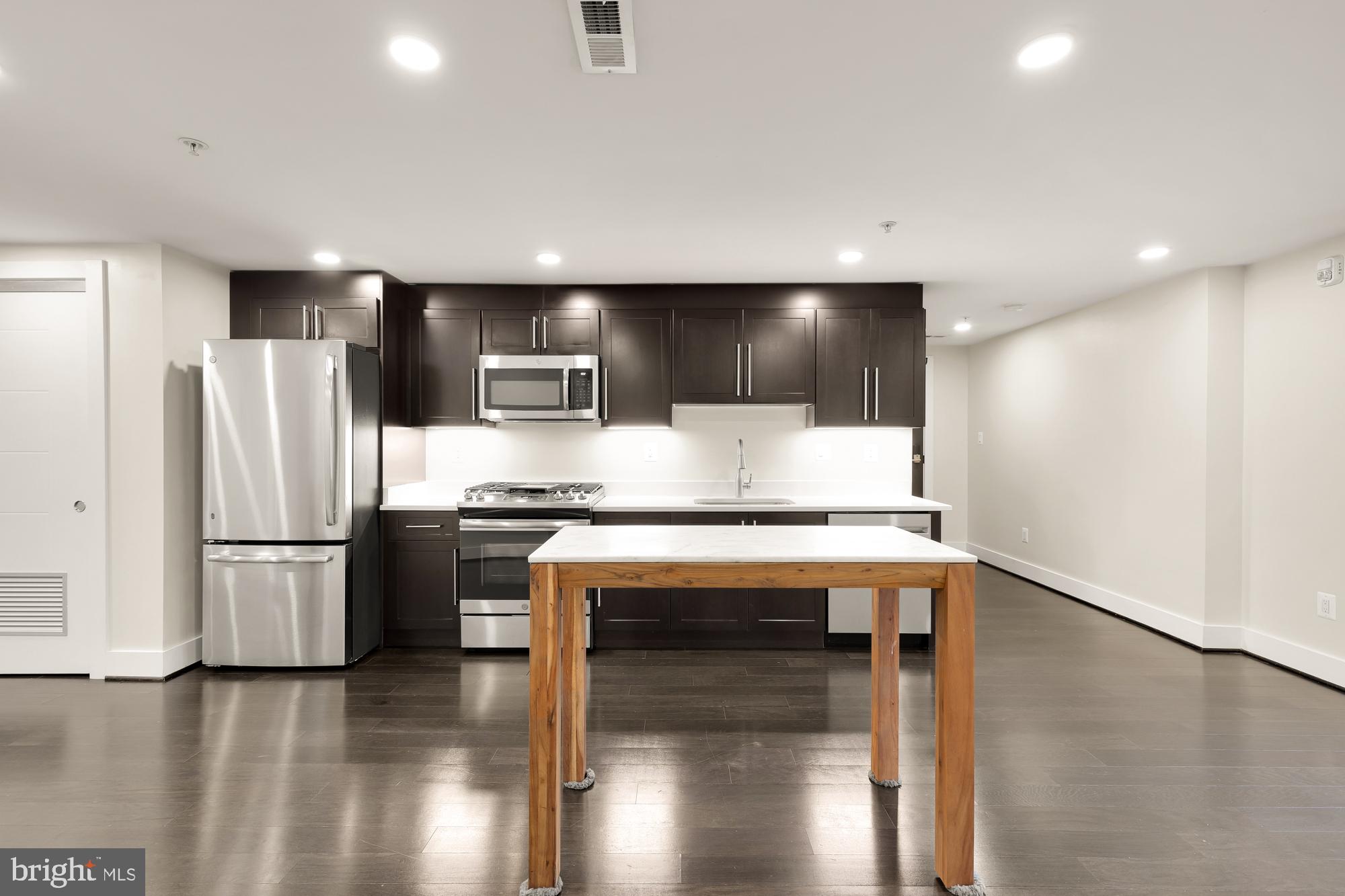 1331 K Street Southeast, Unit 102 Washington, DC 20003 - Photo 8 of 17