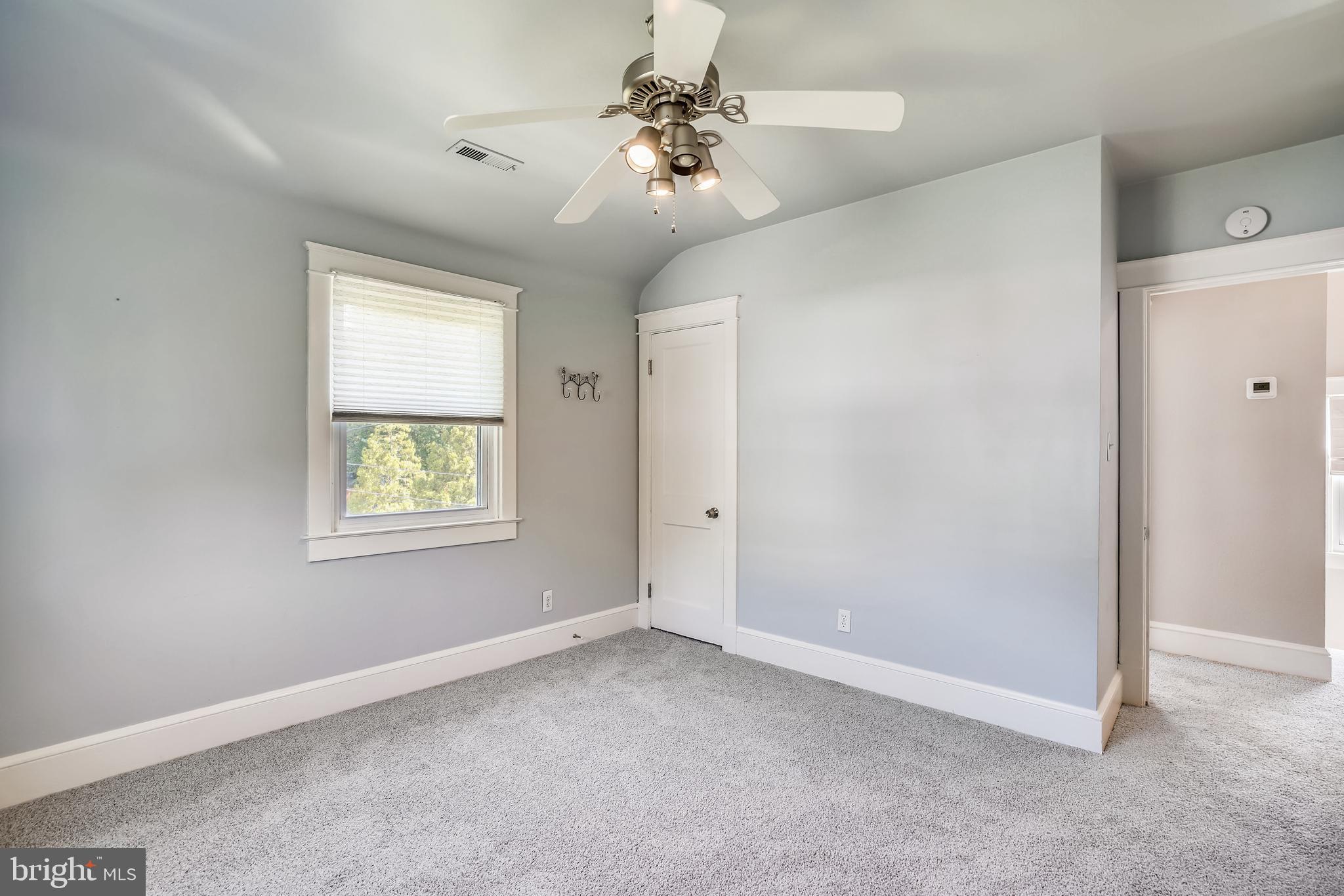 1304 Elm Road Baltimore, MD 21227 - Photo 22 of 50