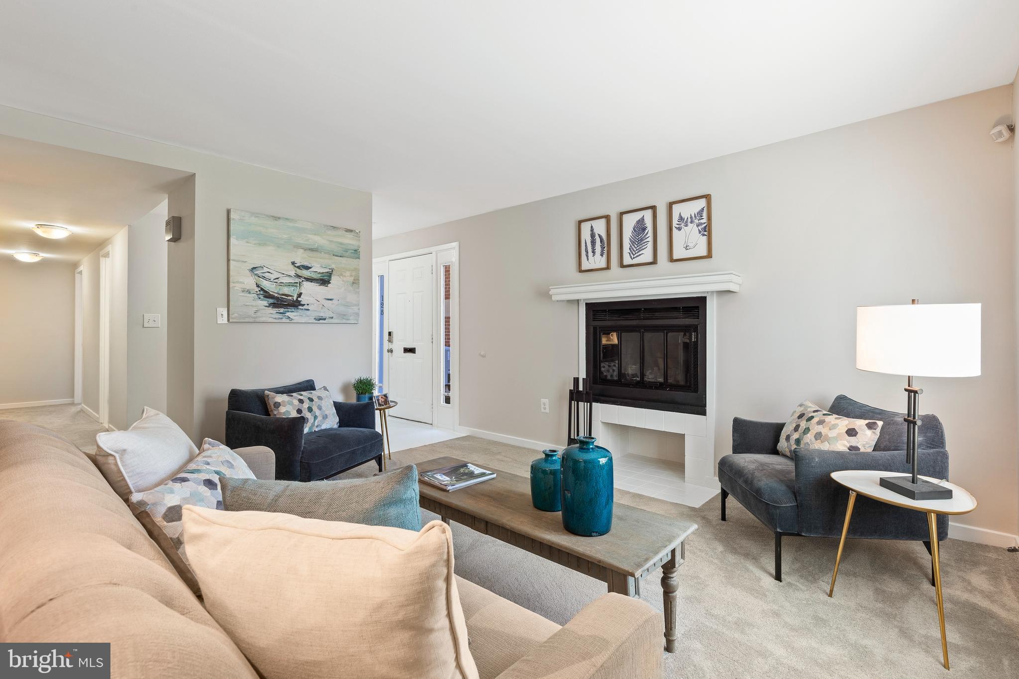 128 West Barre Street, Unit R 34 Baltimore, MD 21201 - Photo 1 of 34 Living room