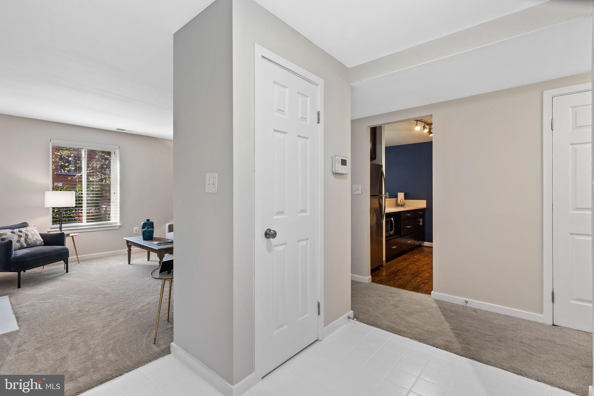 128 West Barre Street, Unit R 34 Baltimore, MD 21201 - Photo 6 of 34 Entry into the home