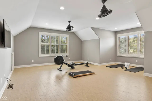 $1,999,999 | 10704 Club Chase, Fishers, IN 46037