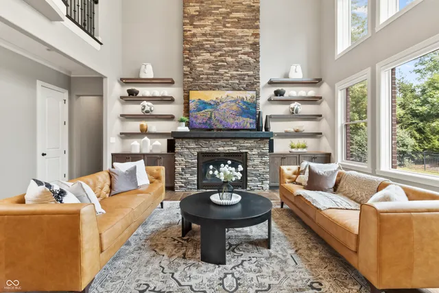 $1,999,999 | 10704 Club Chase, Fishers, IN 46037