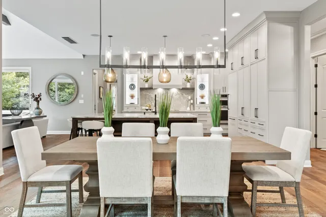 $1,999,999 | 10704 Club Chase, Fishers, IN 46037