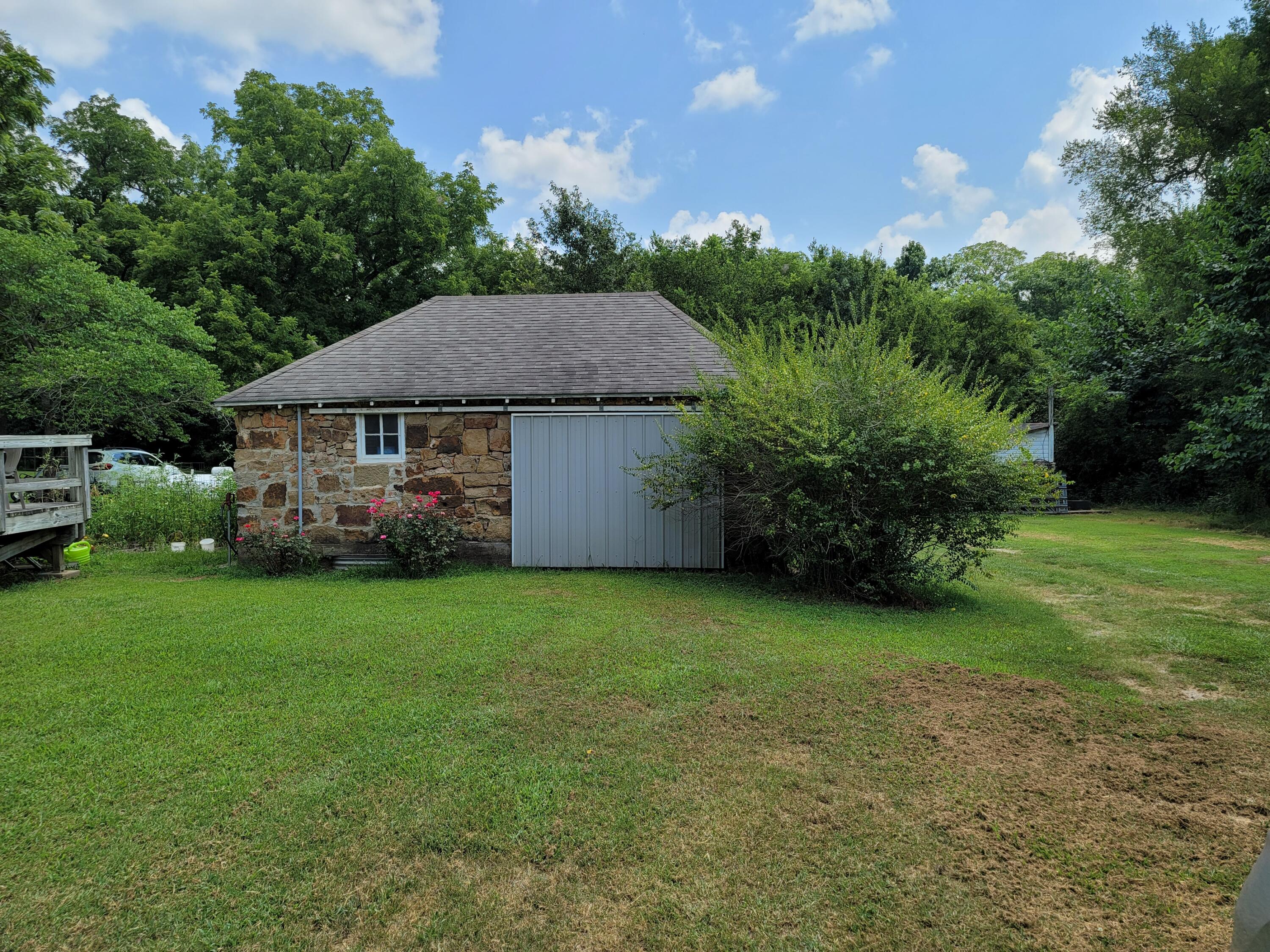 13900 South 580 Road Miami, OK 74354 - Photo 4 of 38 Gallery Image 4