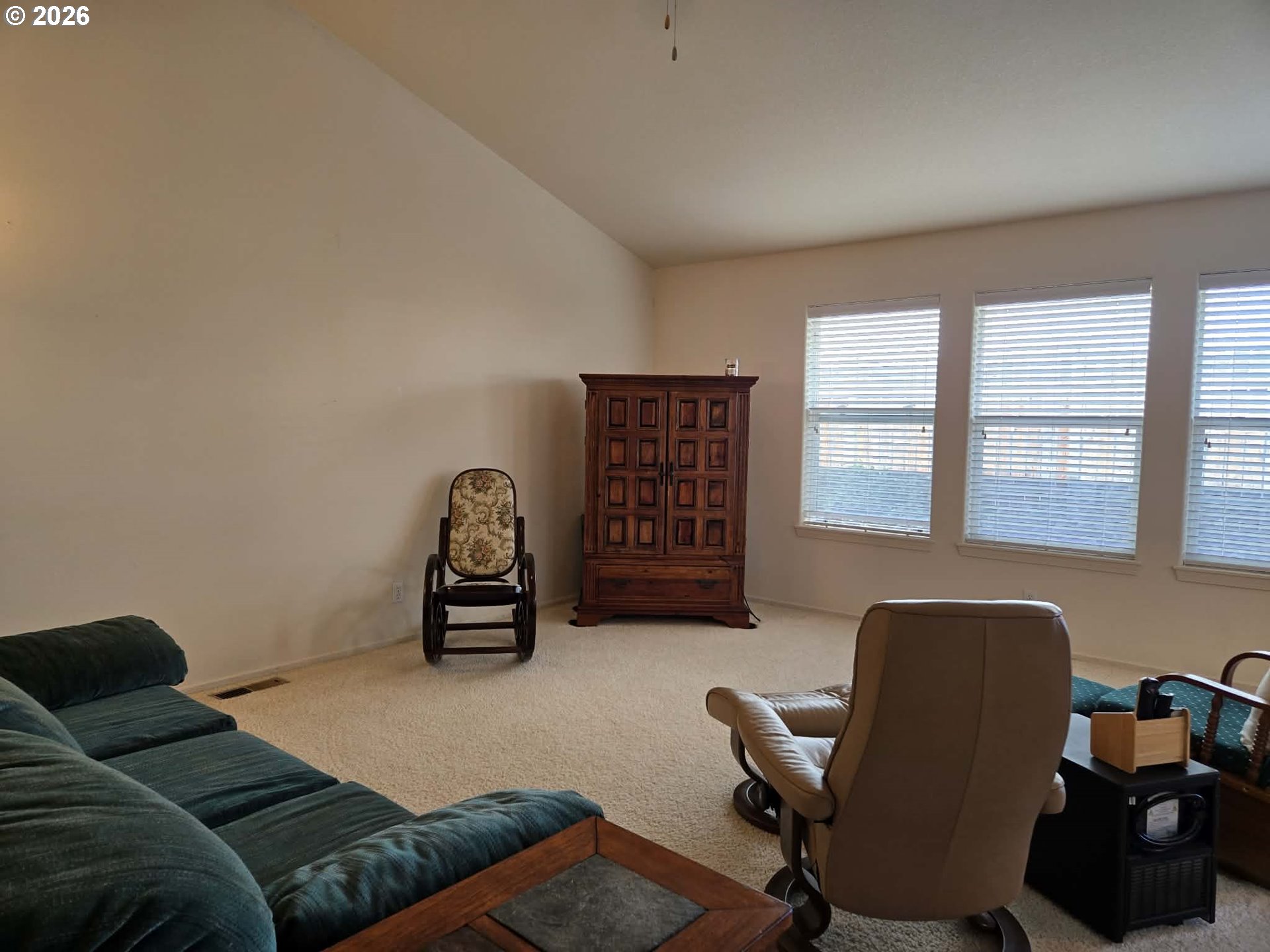 2719 Golfview Avenue Sutherlin, OR 97479 - Photo 5 of 24