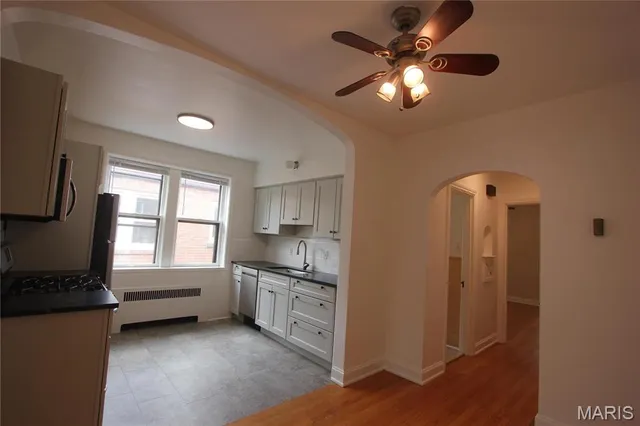 $1,000 | 3965 Fillmore Street, Unit 2, St. Louis, MO 63116
