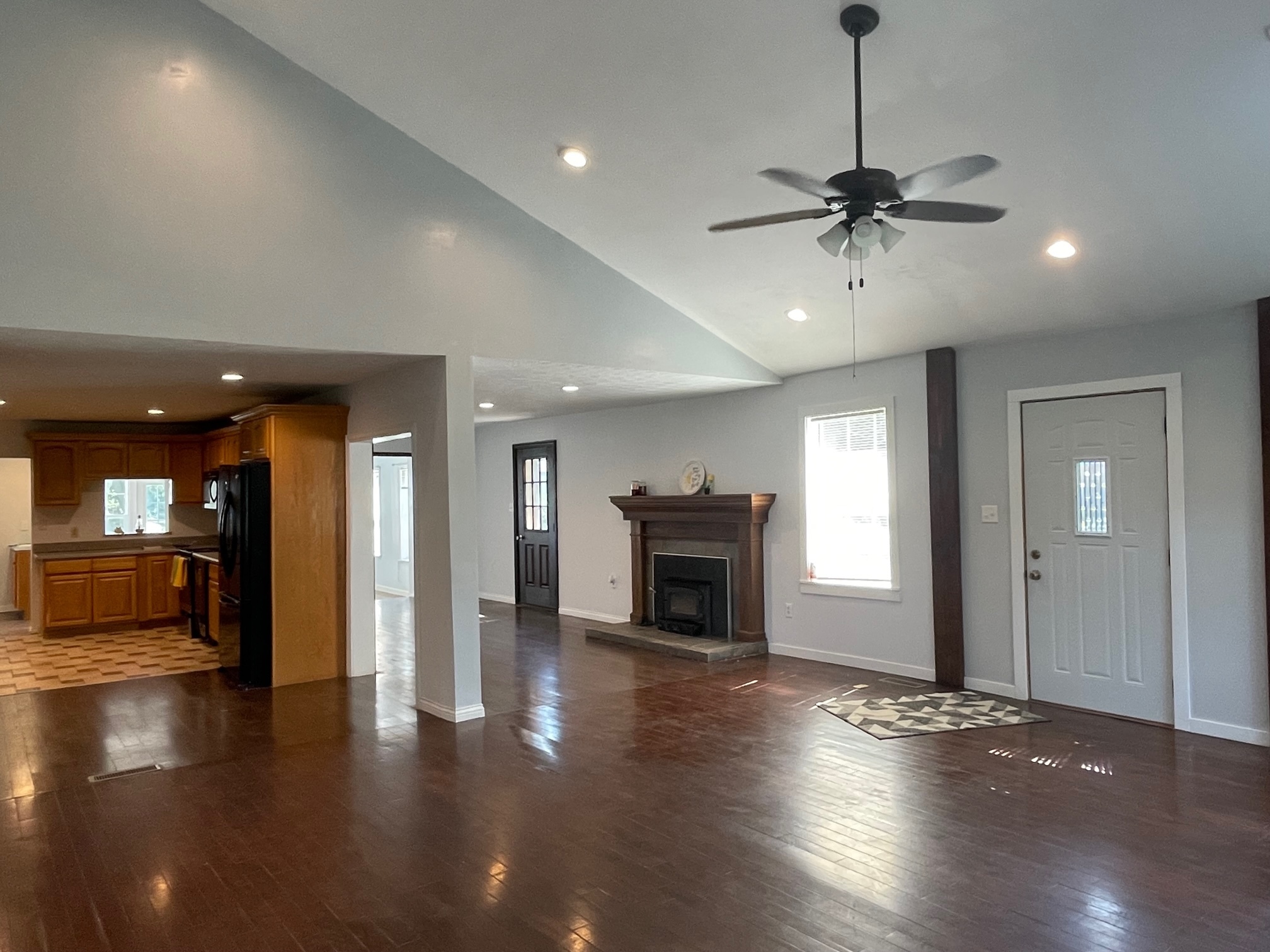 5555 West Southport Road Indianapolis, IN 46221 - Photo 7 of 54
