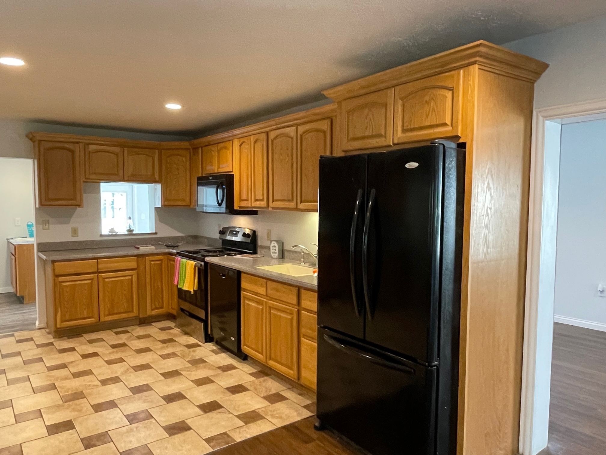 5555 West Southport Road Indianapolis, IN 46221 - Photo 9 of 54
