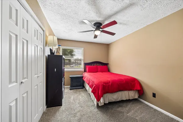 $2,200 | 6223 Vinewood Lane, League City, TX 77573