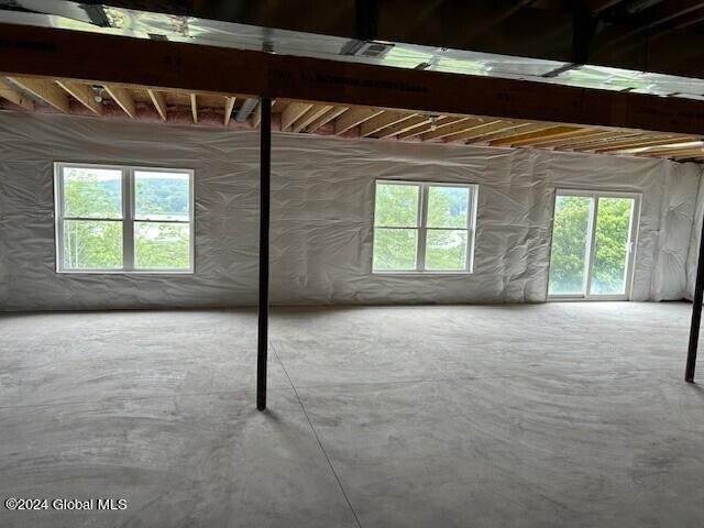 21 Harbor Lane Colonie, NY 12047 - Photo 8 of 18 2