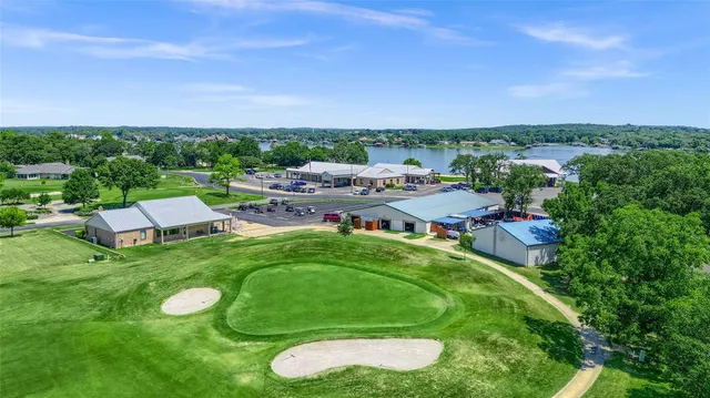 $225,000 | 822 Kiowa Drive West, Lake Kiowa, TX 76240