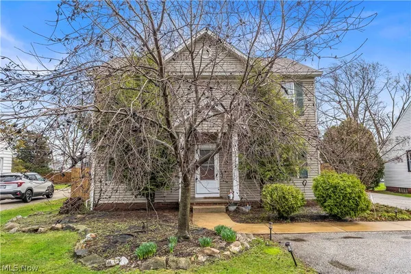 $2,950 | 1981 Columbia Road, Westlake, OH 44145