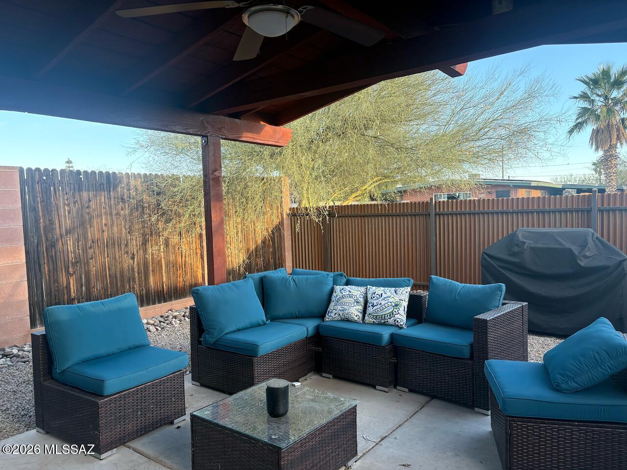 237 East Lee Street Tucson, AZ 85705 - Photo 3 of 10 Lee 10-2