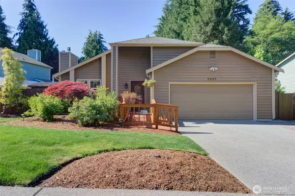 $825,000 | 5203 122nd Street Southeast, Everett, WA 98208