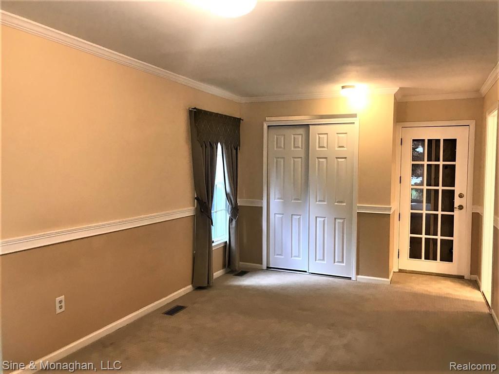 36 Colonial Road Grosse Pointe Shores, MI 48236 - Photo 23 of 60