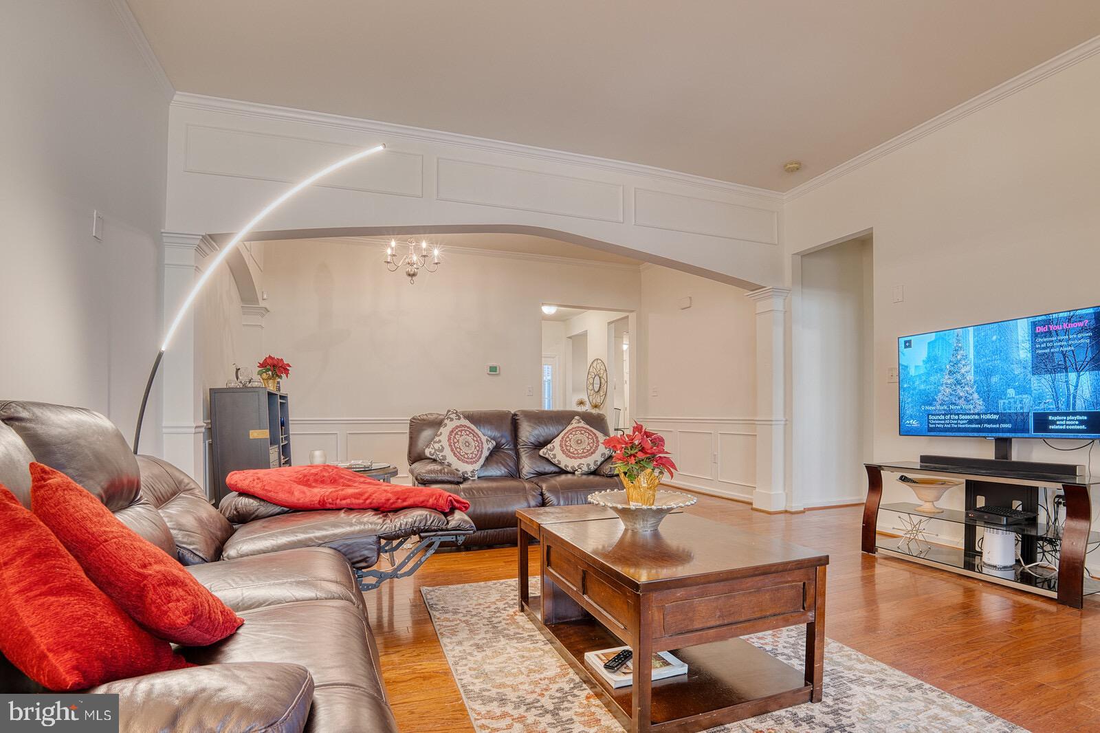 13113 Winding Trail Road Laurel, MD 20707 - Photo 11 of 37 PLENTY OF ROOM FOR ALL YOUR FURNISHINGS