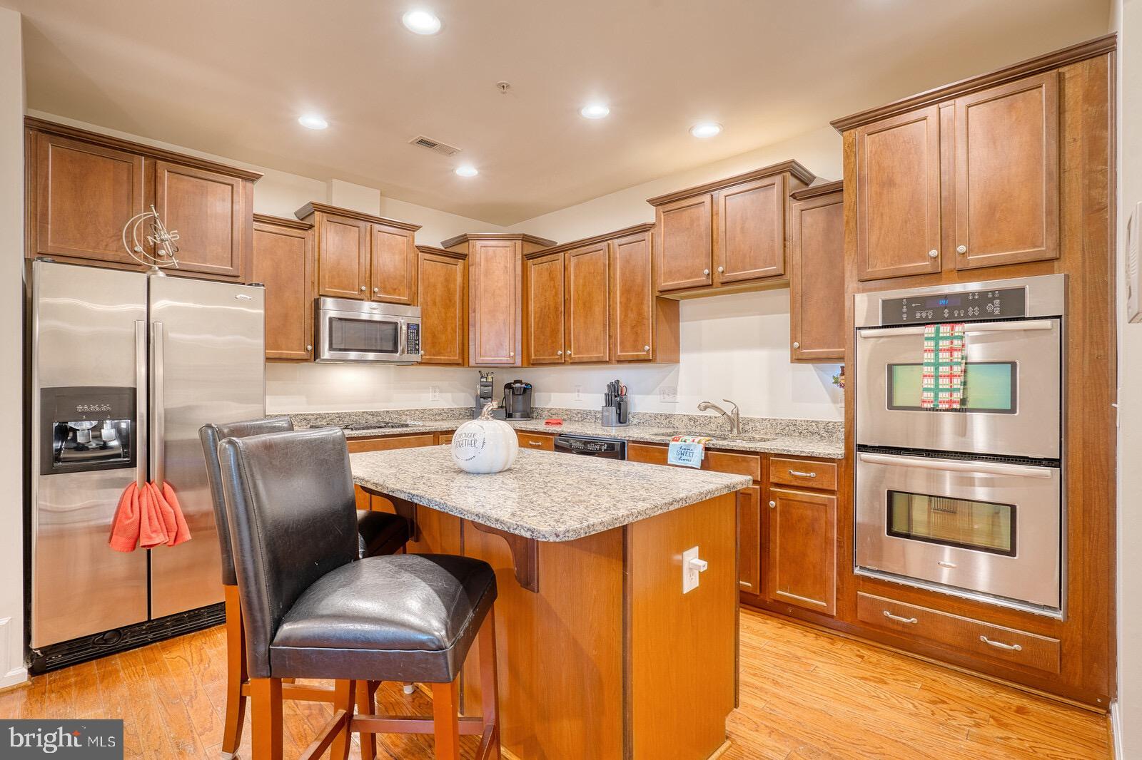 13113 Winding Trail Road Laurel, MD 20707 - Photo 24 of 37 GOURMET KITCHEN FOR THOSE HOLIDAY EVENTS