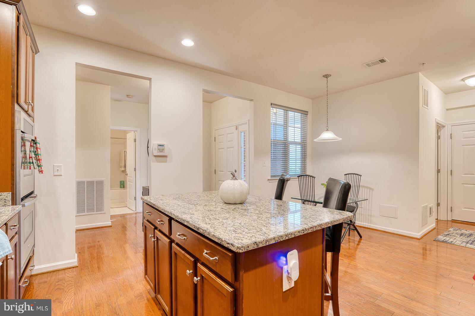 13113 Winding Trail Road Laurel, MD 20707 - Photo 26 of 37 ISLAND THAT CAN ACCOMONIDATE 3 FOLKS