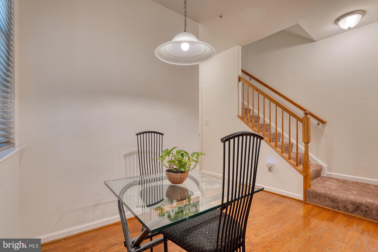 13113 Winding Trail Road Laurel, MD 20707 - Photo 27 of 37 BREAKFAST AREA OFF THE KITCHEN