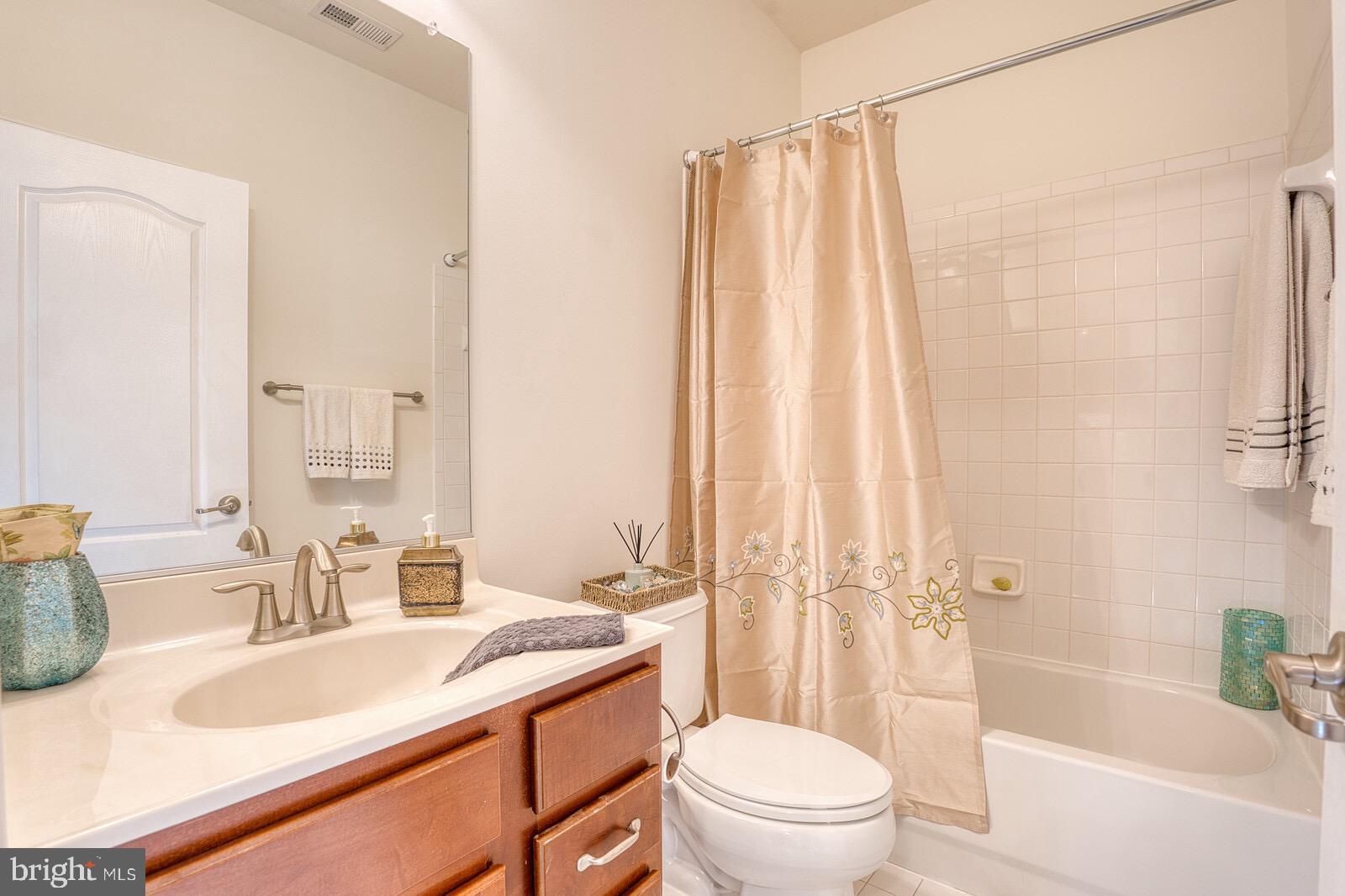 13113 Winding Trail Road Laurel, MD 20707 - Photo 35 of 37 SECOND BATH ON MAIN LEVEL