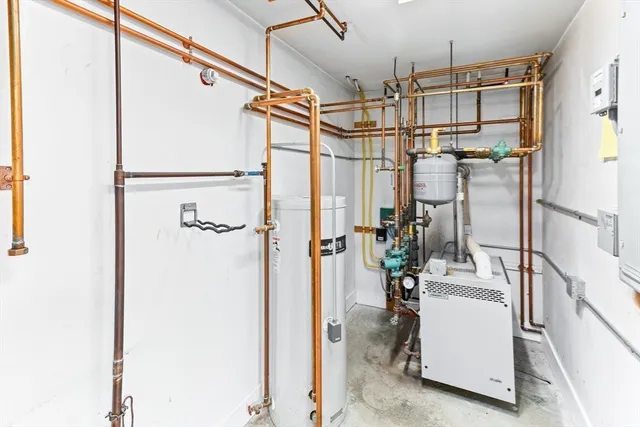 a view of a storage & utility room