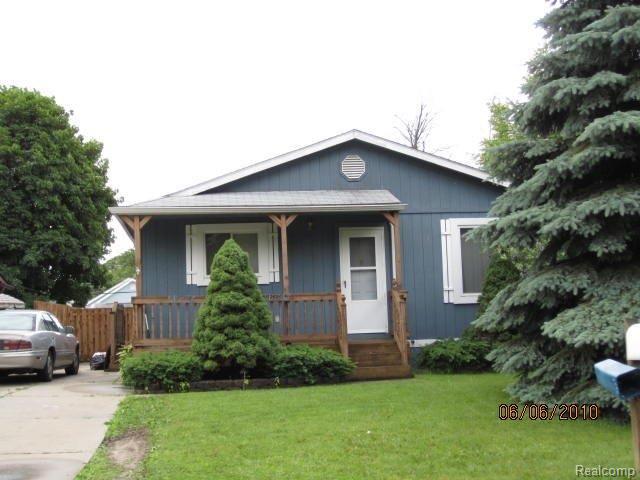 4029 Elmhurst Road Waterford, MI 48328 - Photo 1 of 9 024