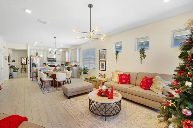 $355,000 | 1881 Spring Shower Circle, Kissimmee, FL 34744