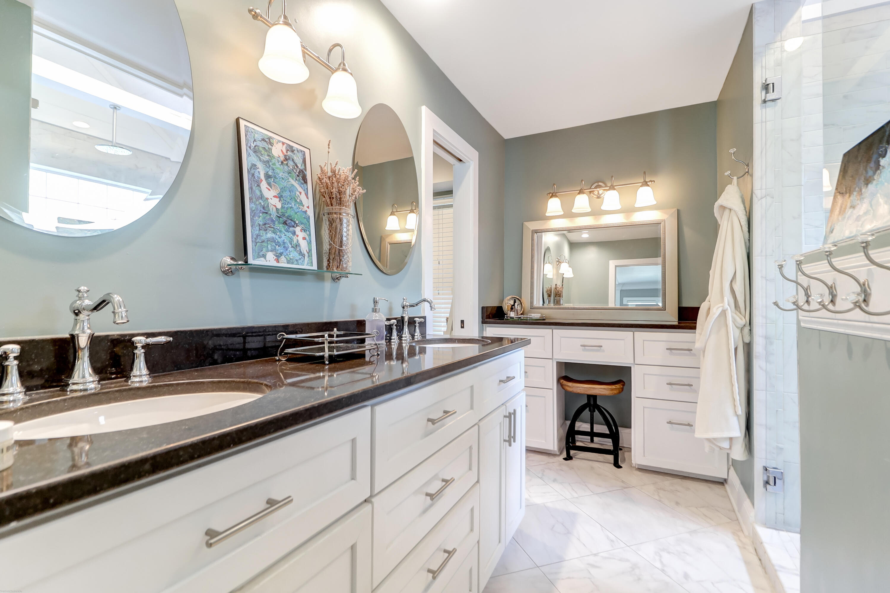 737 Willow Lake Road Charleston, SC 29412 - Photo 22 of 54 Primary bathroom