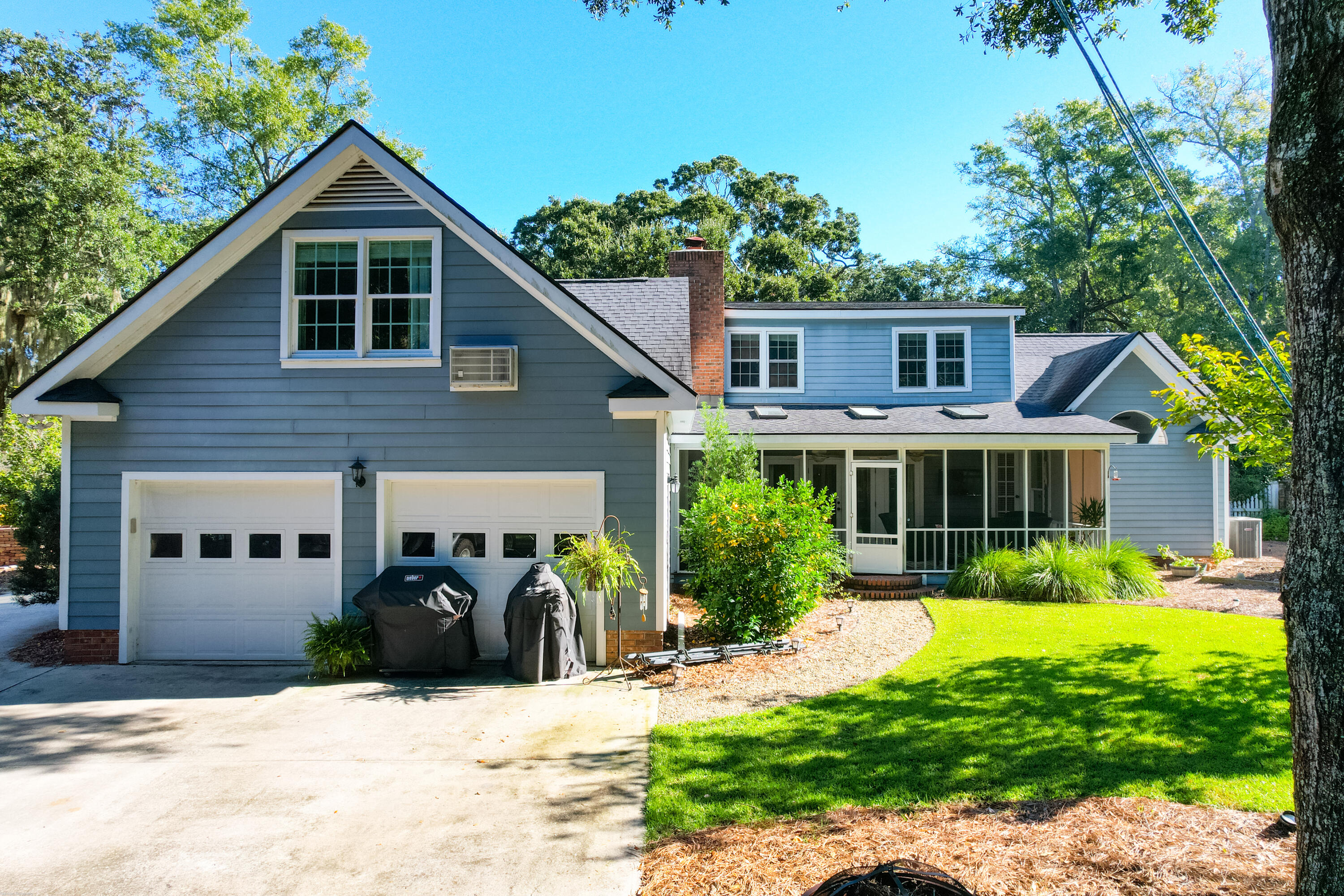 737 Willow Lake Road Charleston, SC 29412 - Photo 3 of 54 Rear entry garage