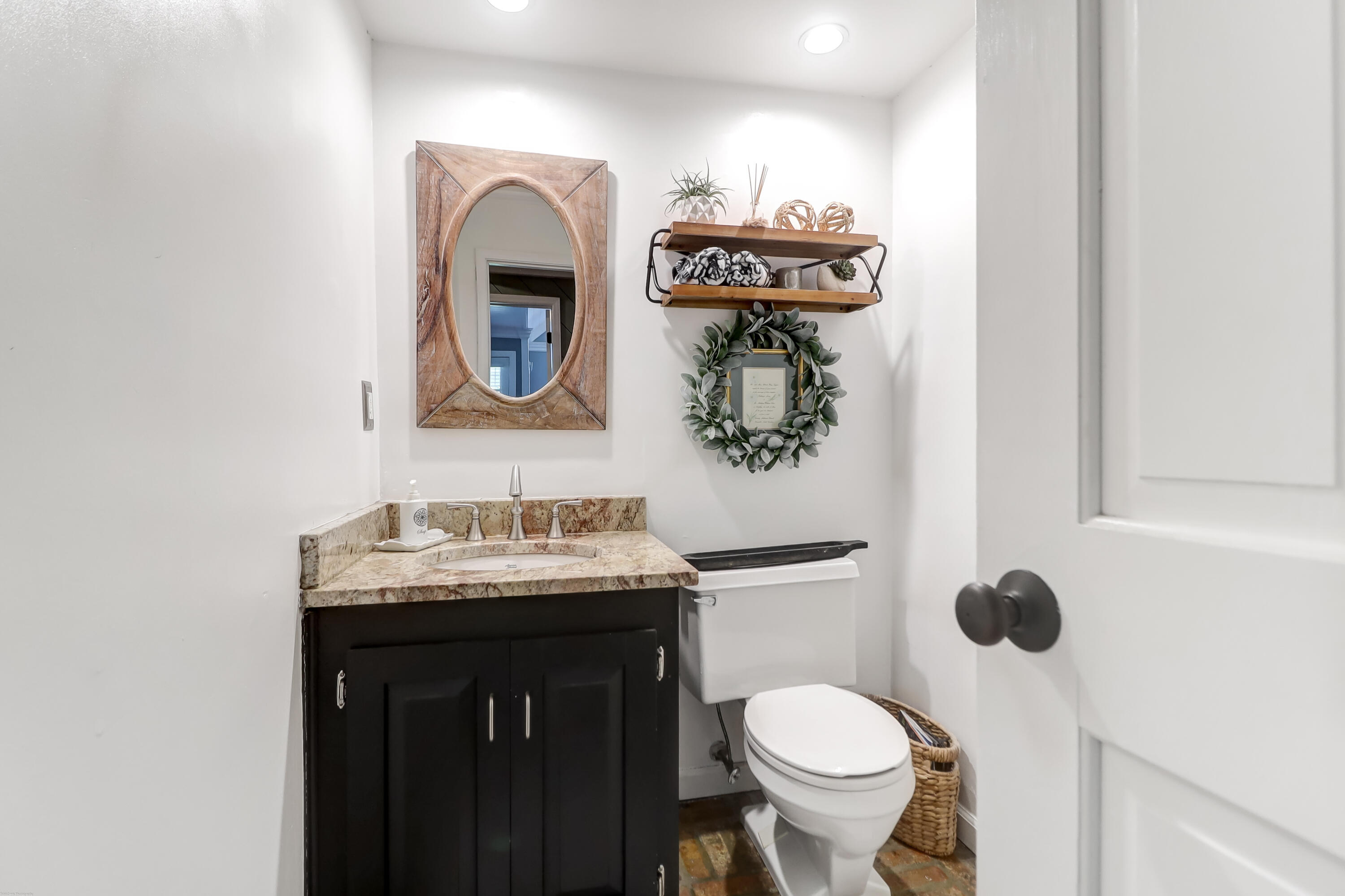 737 Willow Lake Road Charleston, SC 29412 - Photo 29 of 54 Powder room off kitchen